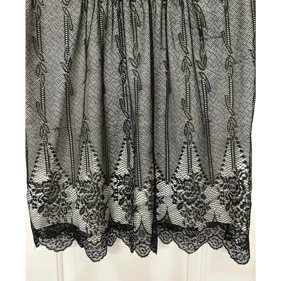 Lane Bryant Black Mesh Overlay Flutter Sleeve Lace Whimsigoth Fairy Top 14/16 - Picture 4 of 11